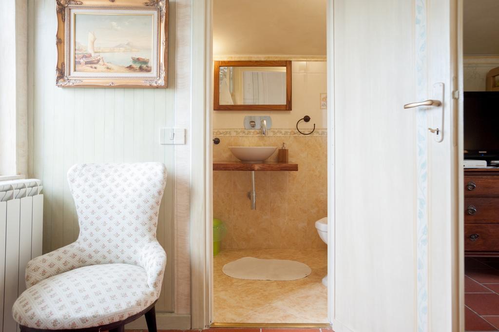 La Finestra Sul Lago ロンチリオーネ 部屋 写真