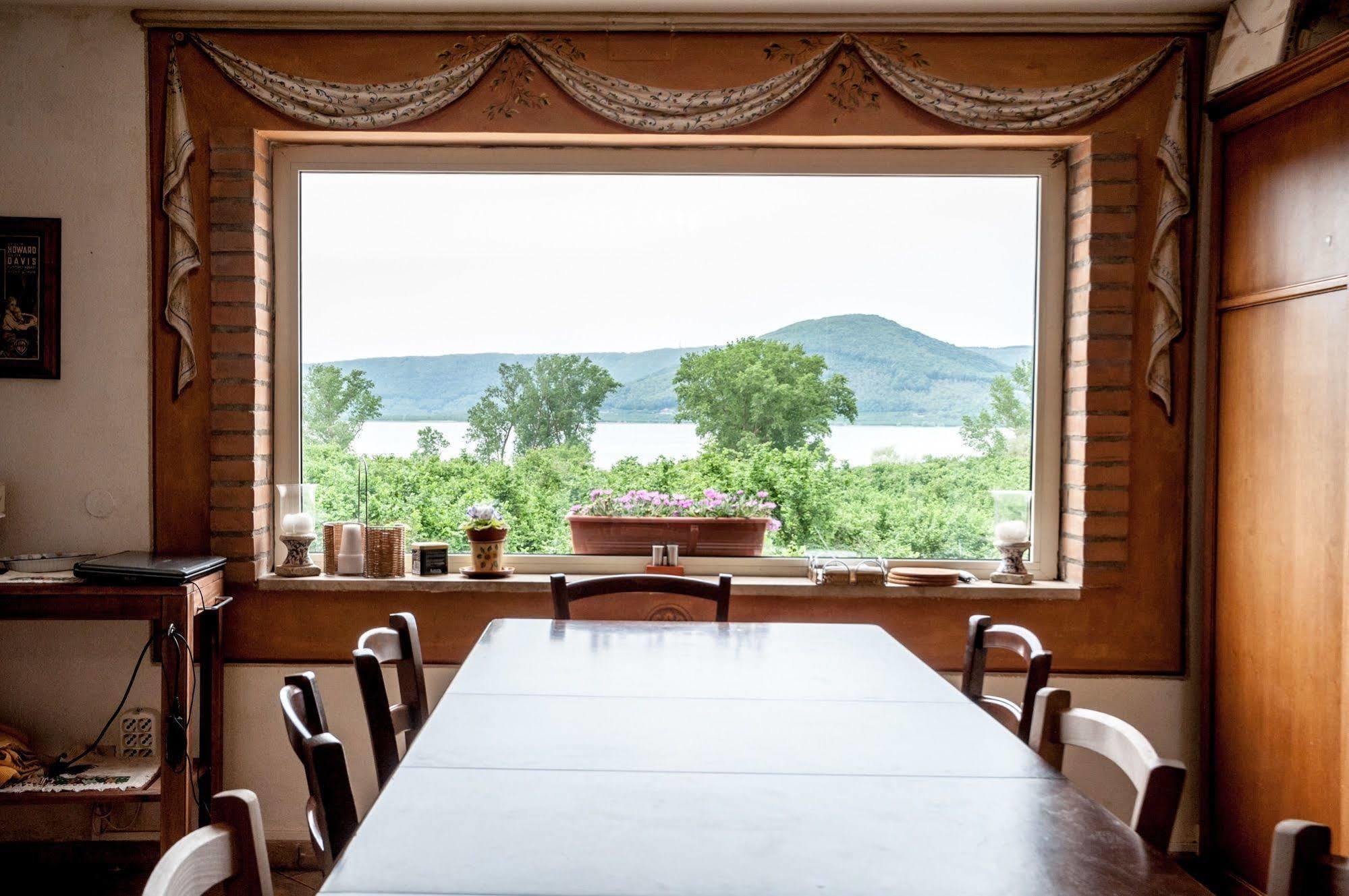 La Finestra Sul Lago ロンチリオーネ エクステリア 写真
